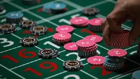 Tampilan bantuan penarikan di layar mobile